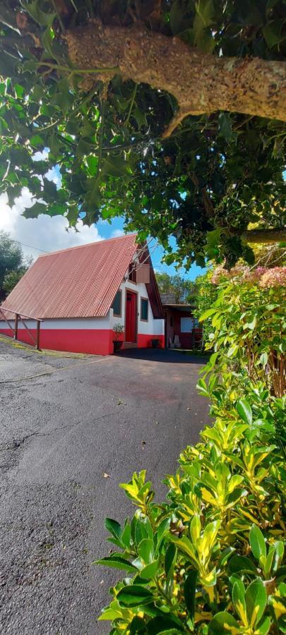 Отель Santana Houses - Mountain Shelter Bungallows Экстерьер фото